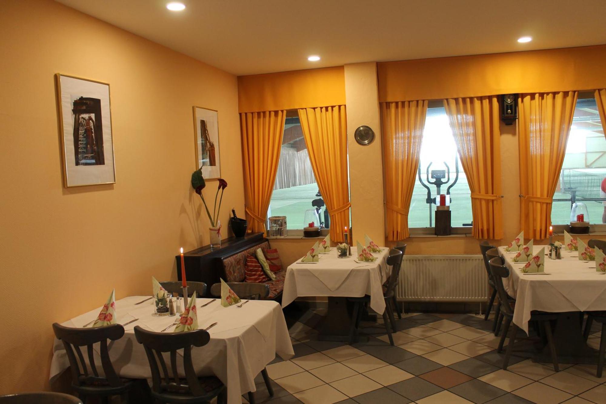 Toto'S Gasthaus هاتنغن المظهر الخارجي الصورة